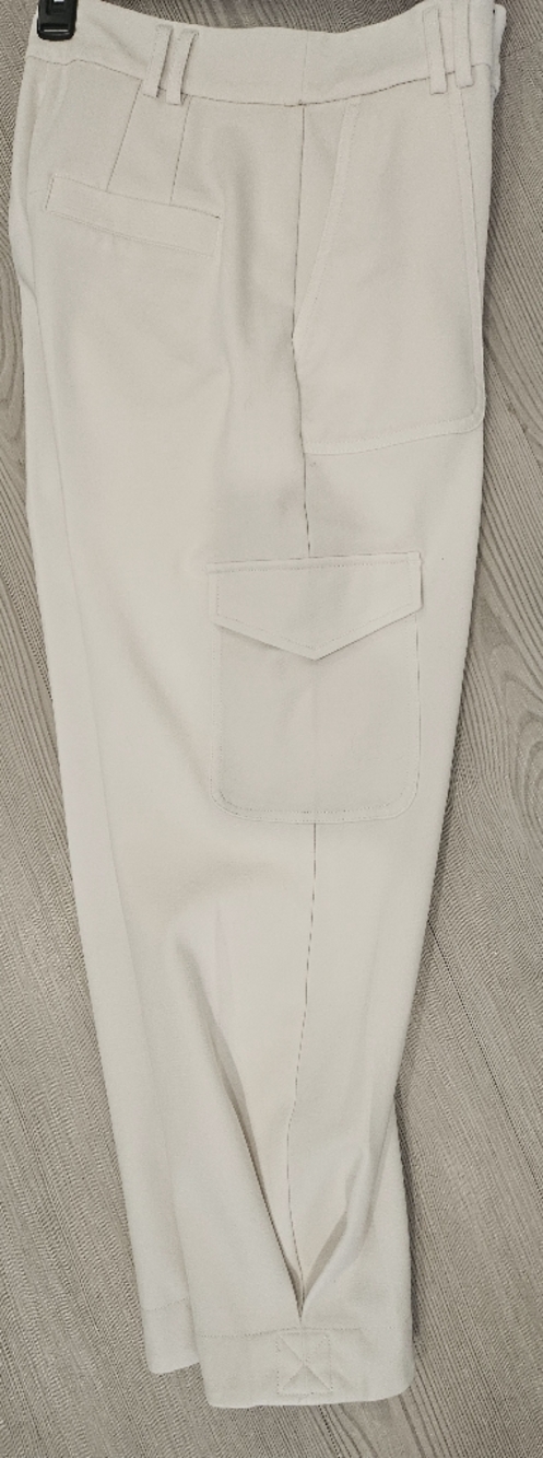 Express Women's White Cargo Pants with Side Pocket
